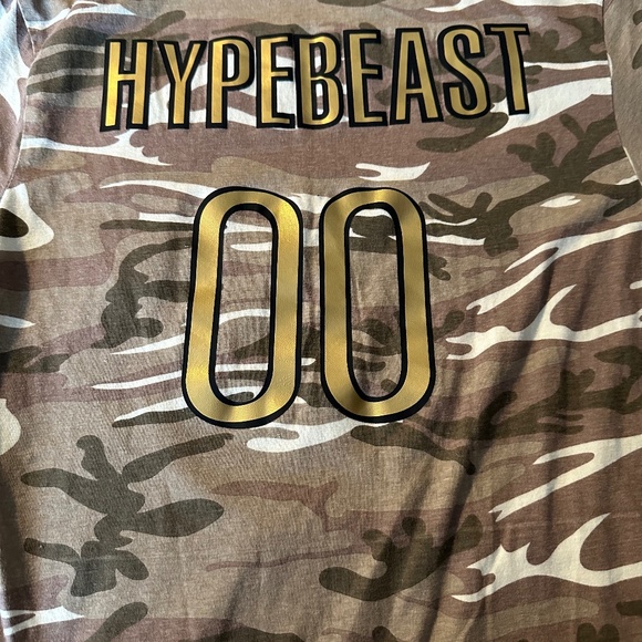 Hypebeast Camo Mens Tshirt size small - Picture 1 of 5